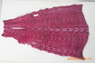 天臺灘嶺鱘魚皮具加工廠 匠心獨運的皮革制品銷售全覽